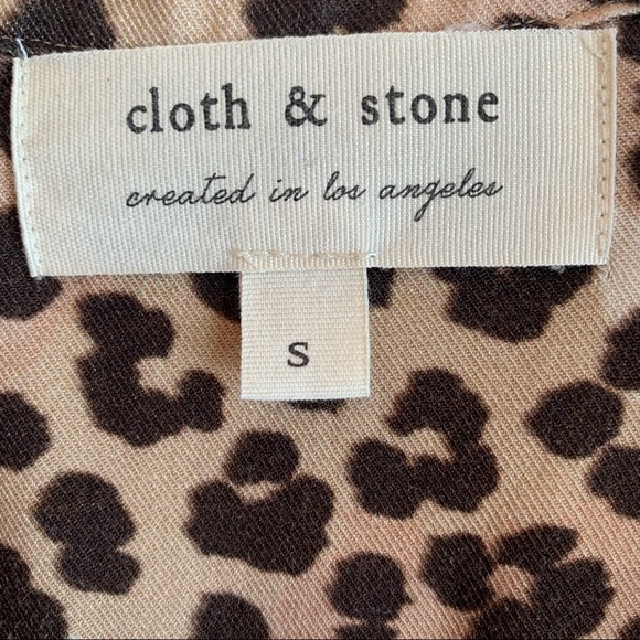 Cloth & Stone --Women’s Small animal print tie- waist top - Picture 2 of 10